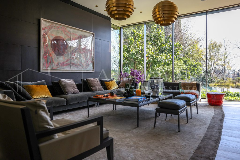 Houses for Sale in Caesarea and Villas in Caesarea